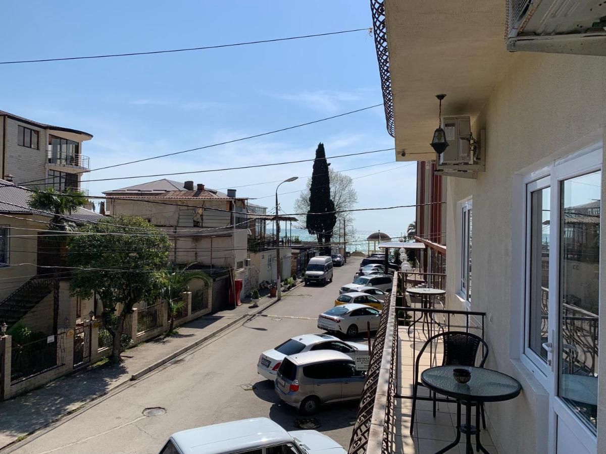 גגרה Guest House Aphyn Leto מראה חיצוני תמונה