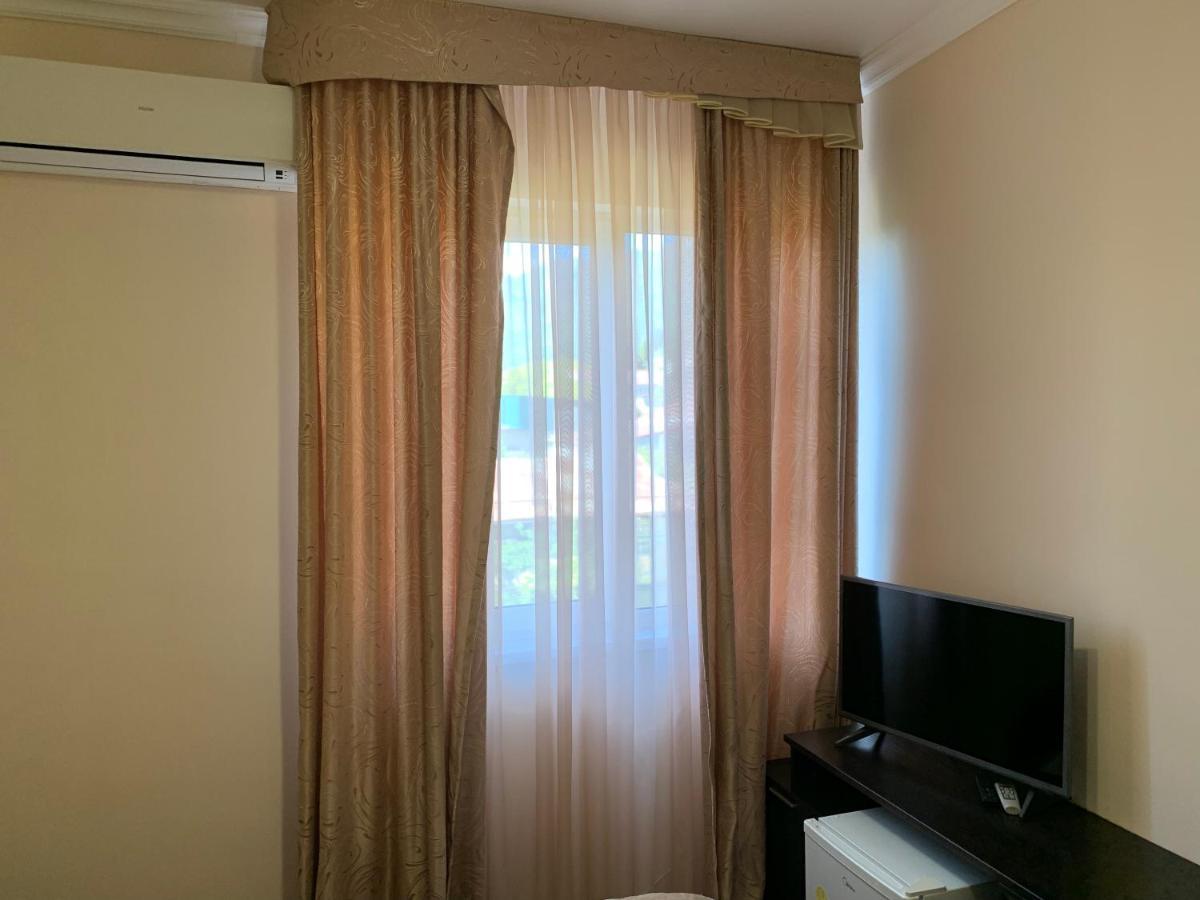 גגרה Guest House Aphyn Leto מראה חיצוני תמונה